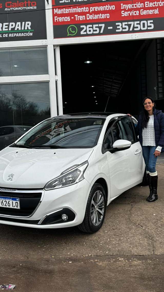 Entrega de auto a cliente